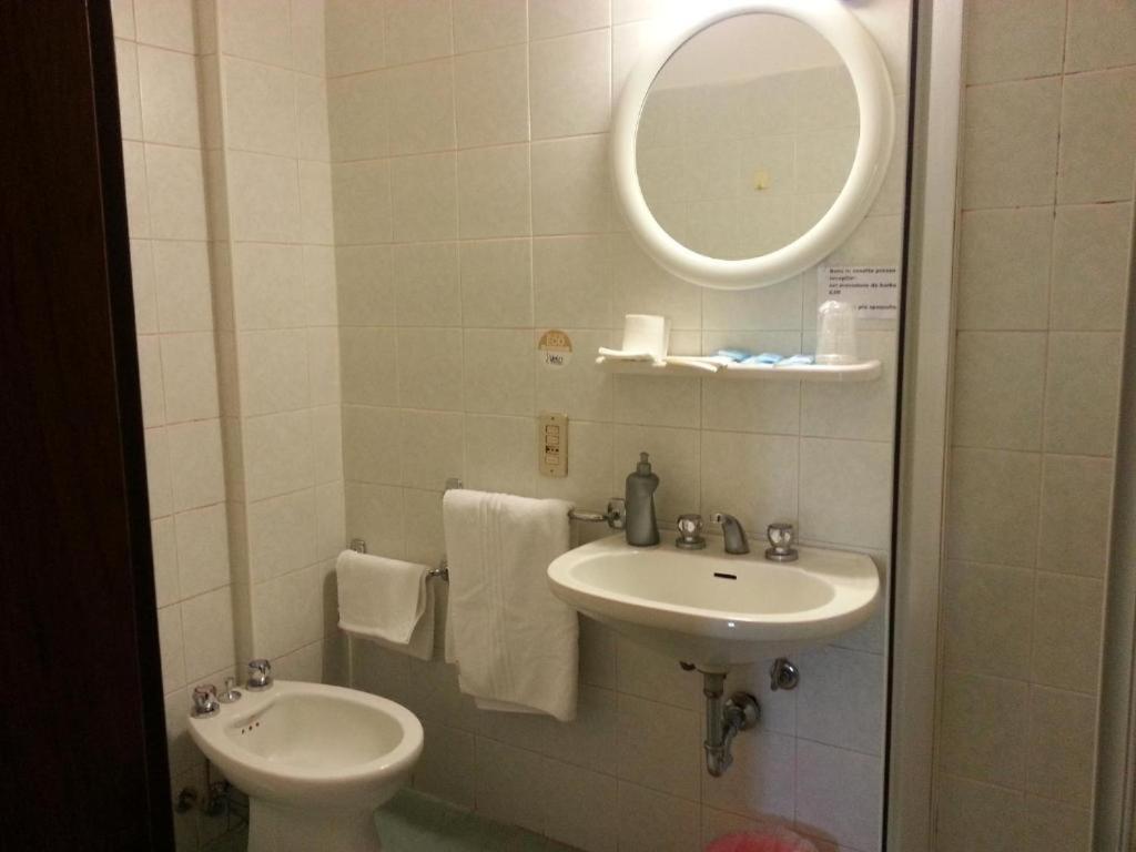 Hotel Stazione Νοβάρα Εξωτερικό φωτογραφία