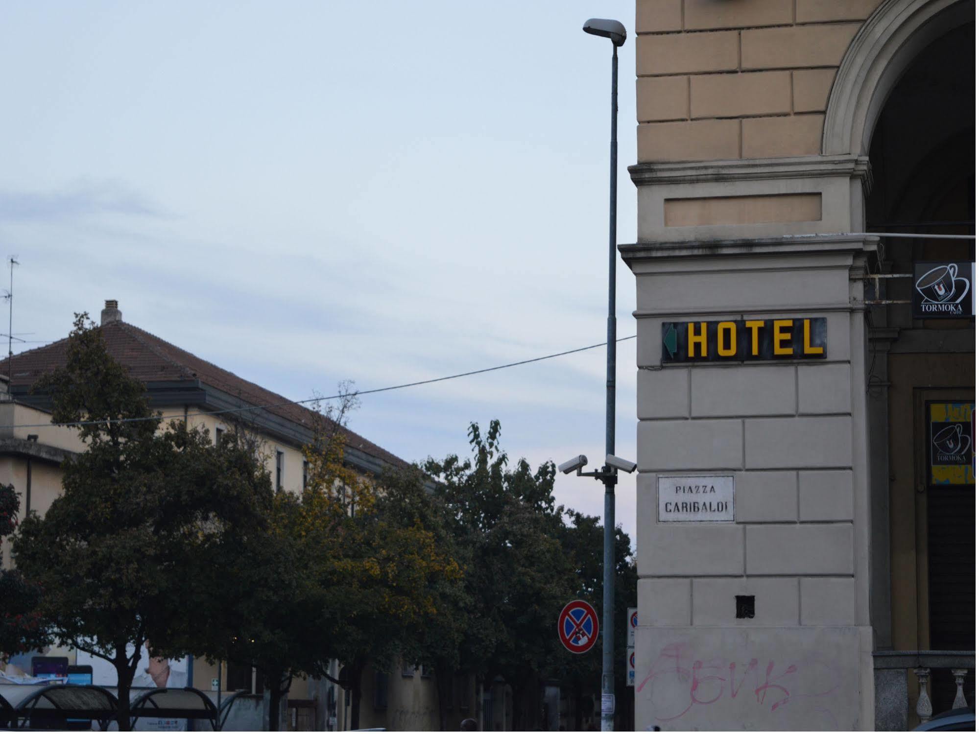 Hotel Stazione Νοβάρα Εξωτερικό φωτογραφία