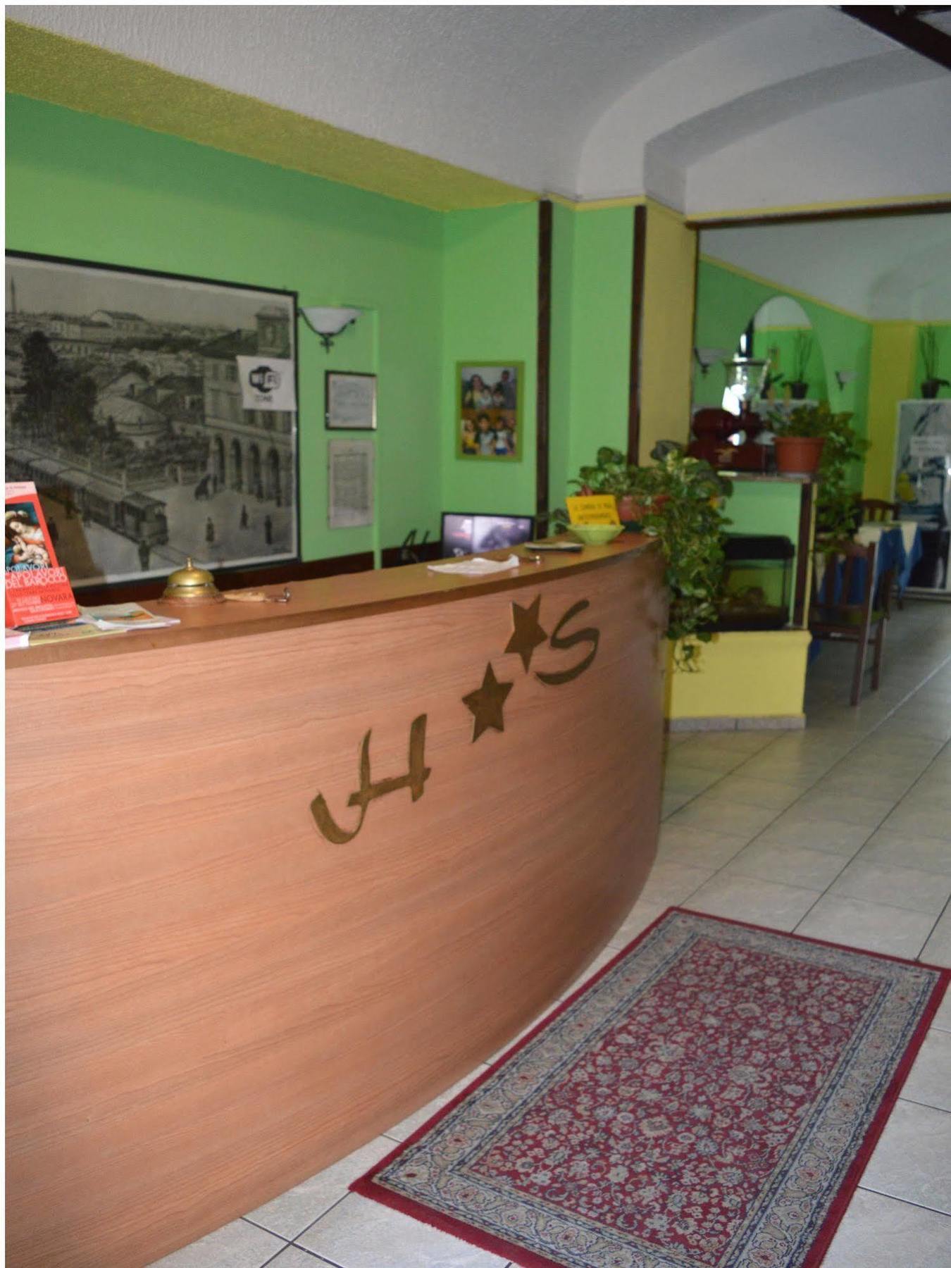 Hotel Stazione Νοβάρα Εξωτερικό φωτογραφία